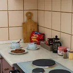아파트 Lena's