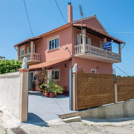 公寓 Lena's Astrakeri